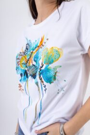 leuko-t-shirt-mplouza-me-poluxromo-floral-print (2)
