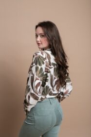 poukamisa-ekrou-kafe-me-tropical-print (1)